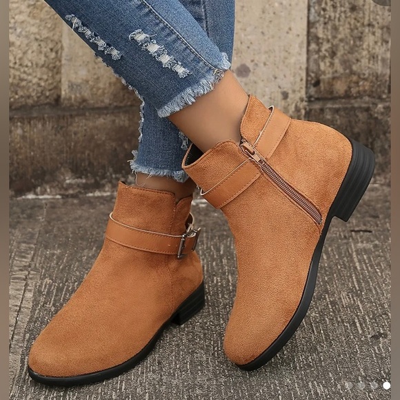 Women’s Round Toe Platform Short Boots, Side Zipper Fashion Boots, Size 6.5. - Picture 3 of 13